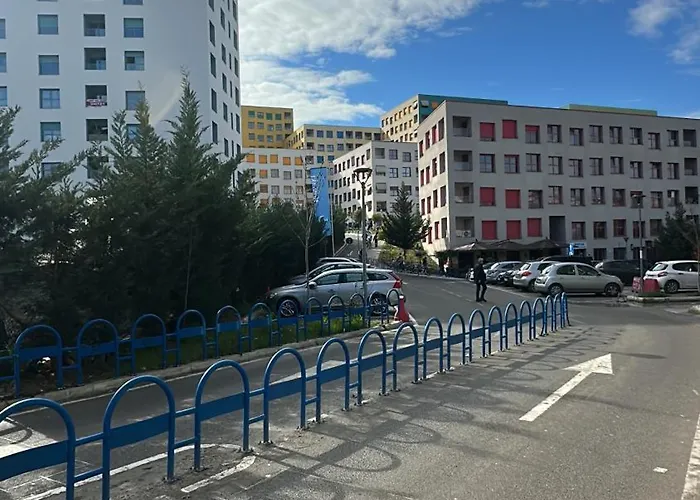 Xe Urban Nest Τίρανα