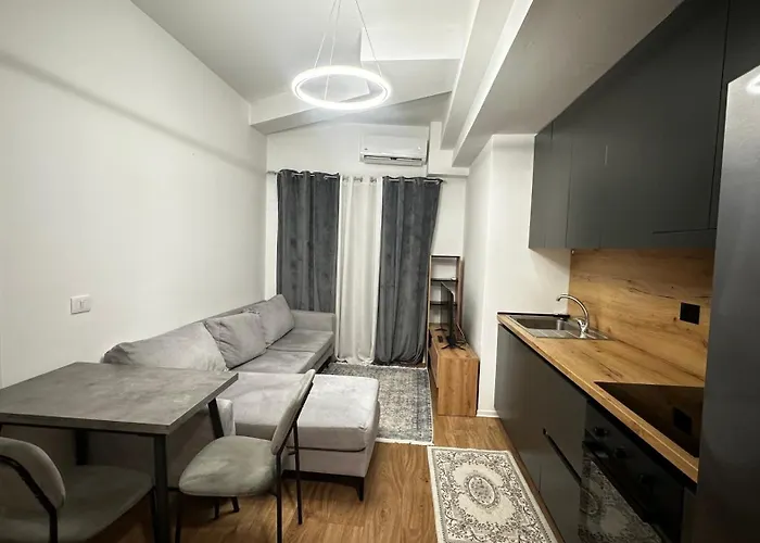 Xe Urban Nest * Τίρανα